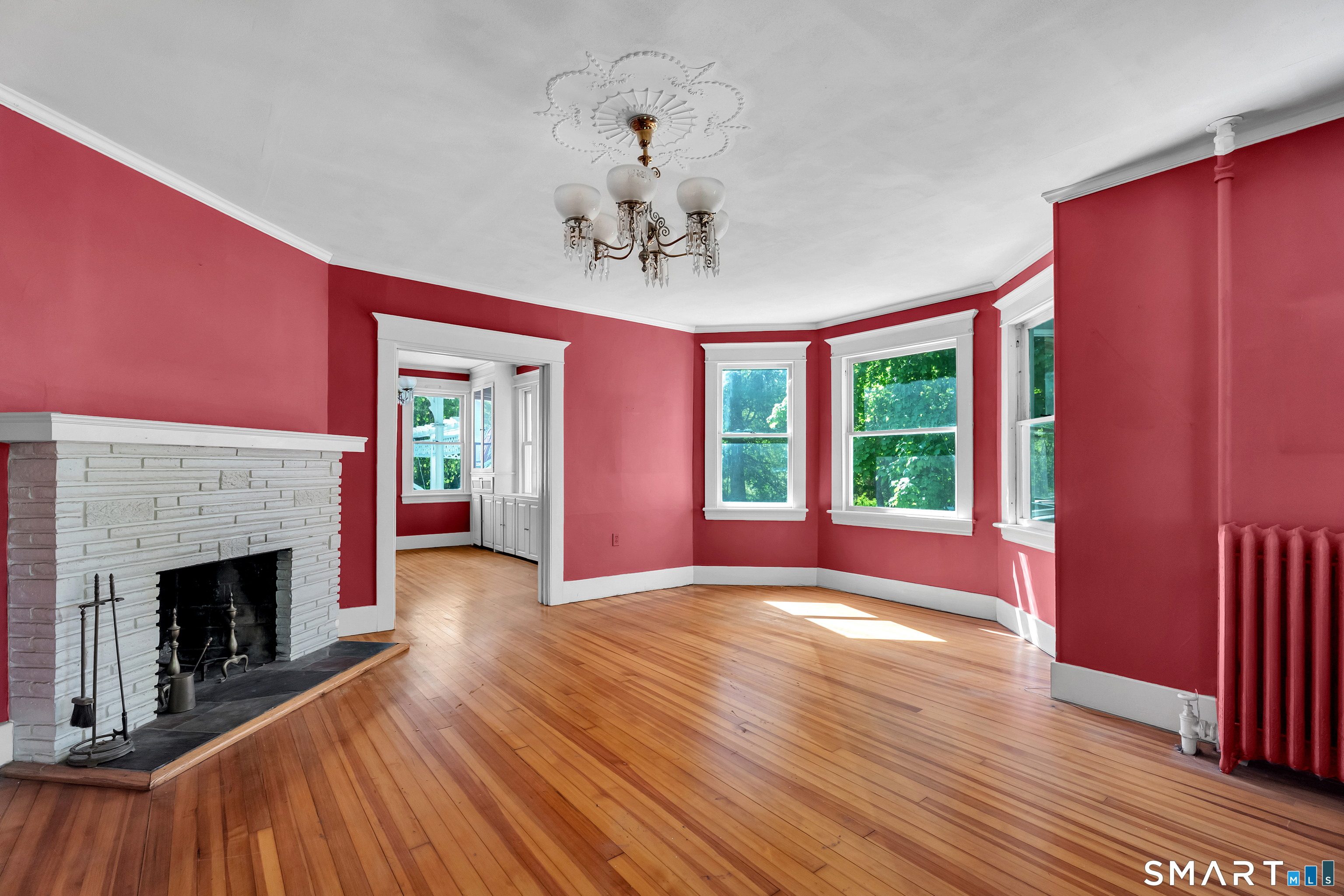 286 Daniels Farm Road Trumbull, CT 06611 - Photo 13 of 35