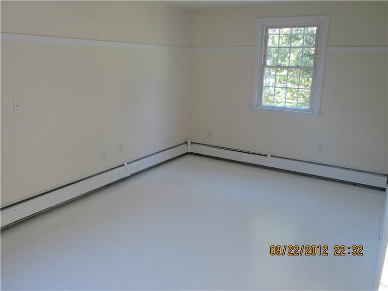 5 Wayland Road Bristol, RI 02809 - Photo 12 of 21 Exterior Front.