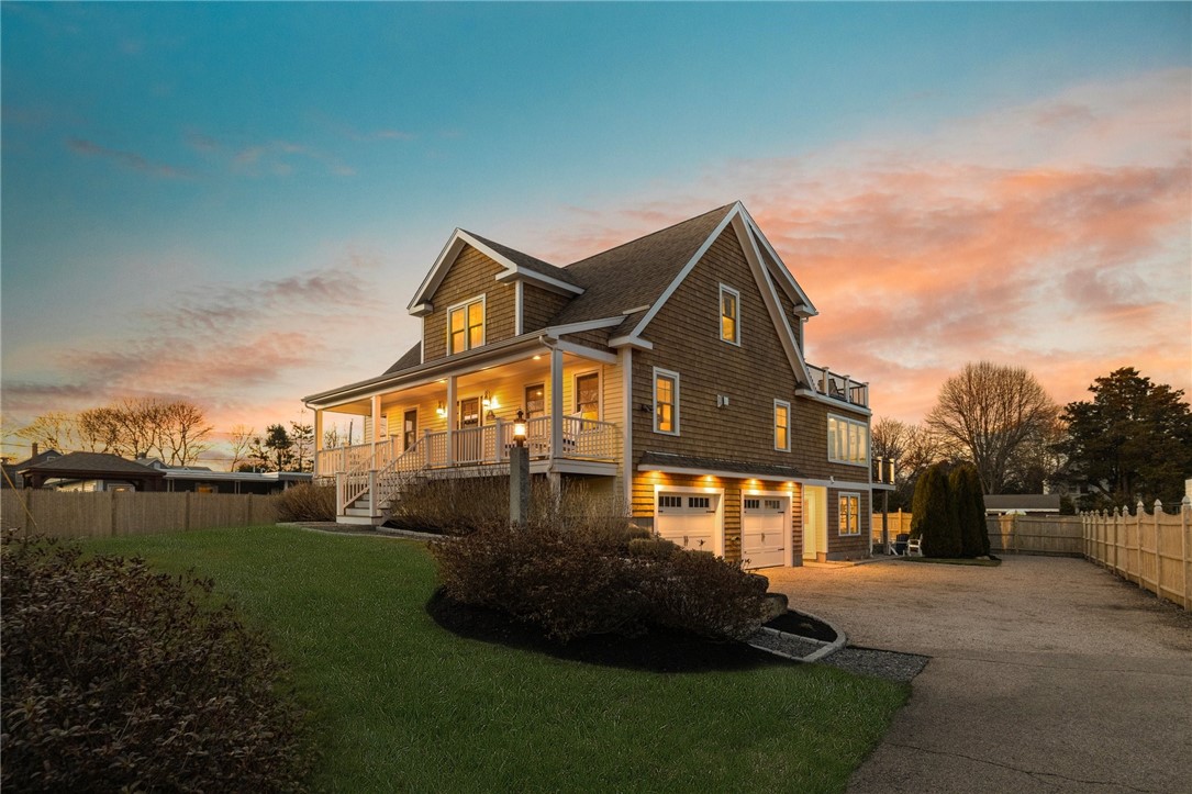 81 South Pier Road Narragansett, RI 02882 - Photo 1 of 49