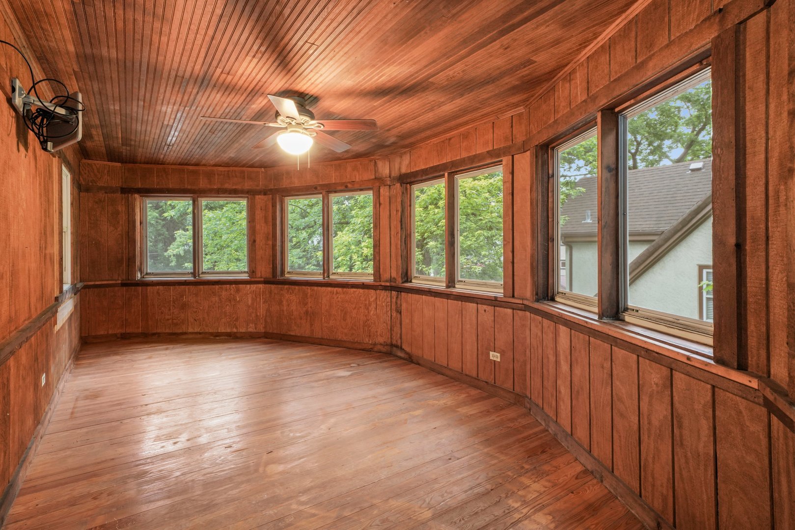 145 Bartram Road Riverside, IL 60546 - Photo 14 of 34