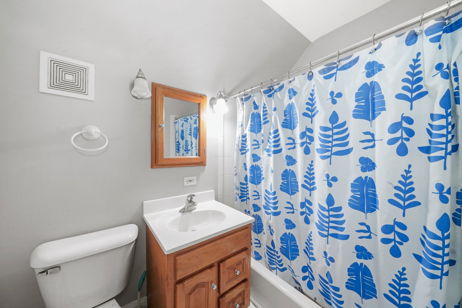 145 Bartram Road Riverside, IL 60546 - Photo 23 of 34