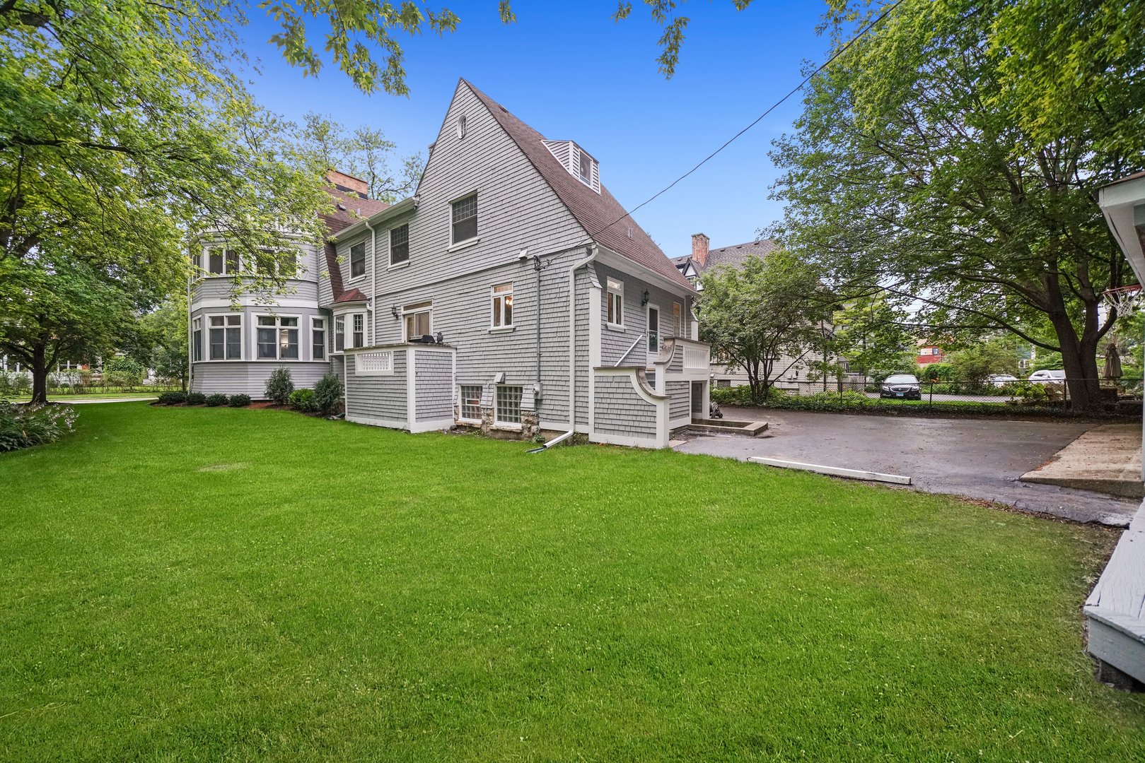 145 Bartram Road Riverside, IL 60546 - Photo 27 of 34