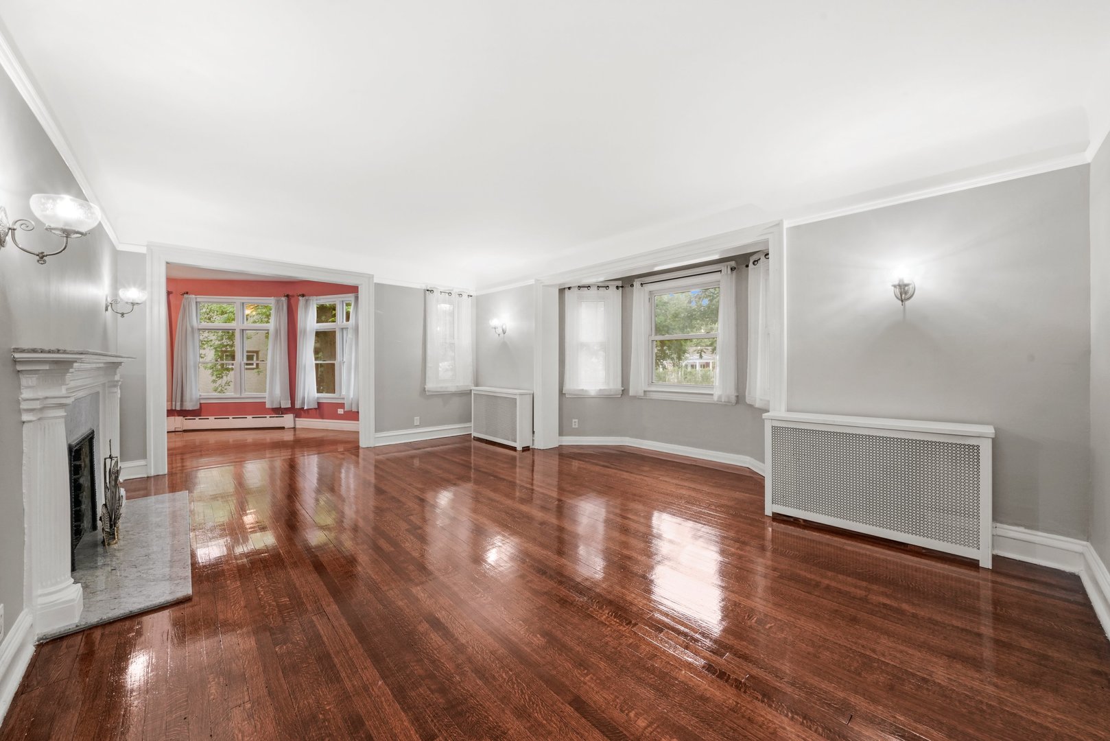 145 Bartram Road Riverside, IL 60546 - Photo 4 of 34