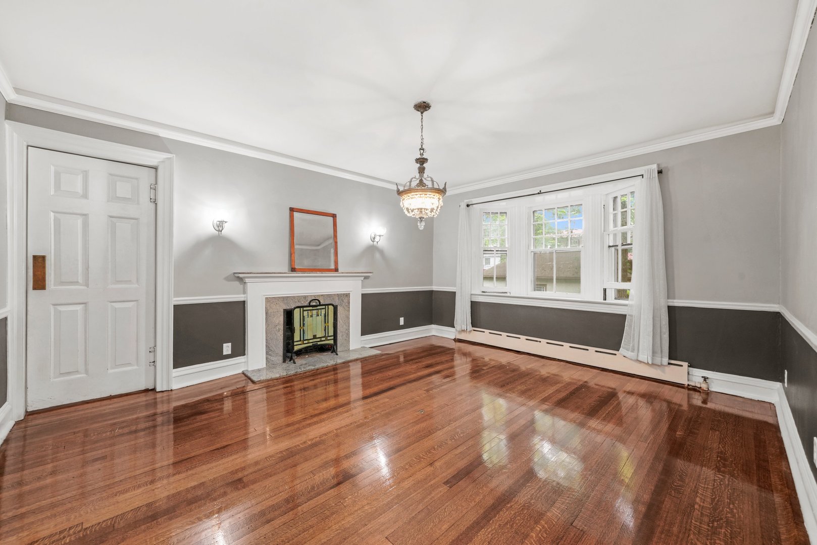 145 Bartram Road Riverside, IL 60546 - Photo 7 of 34