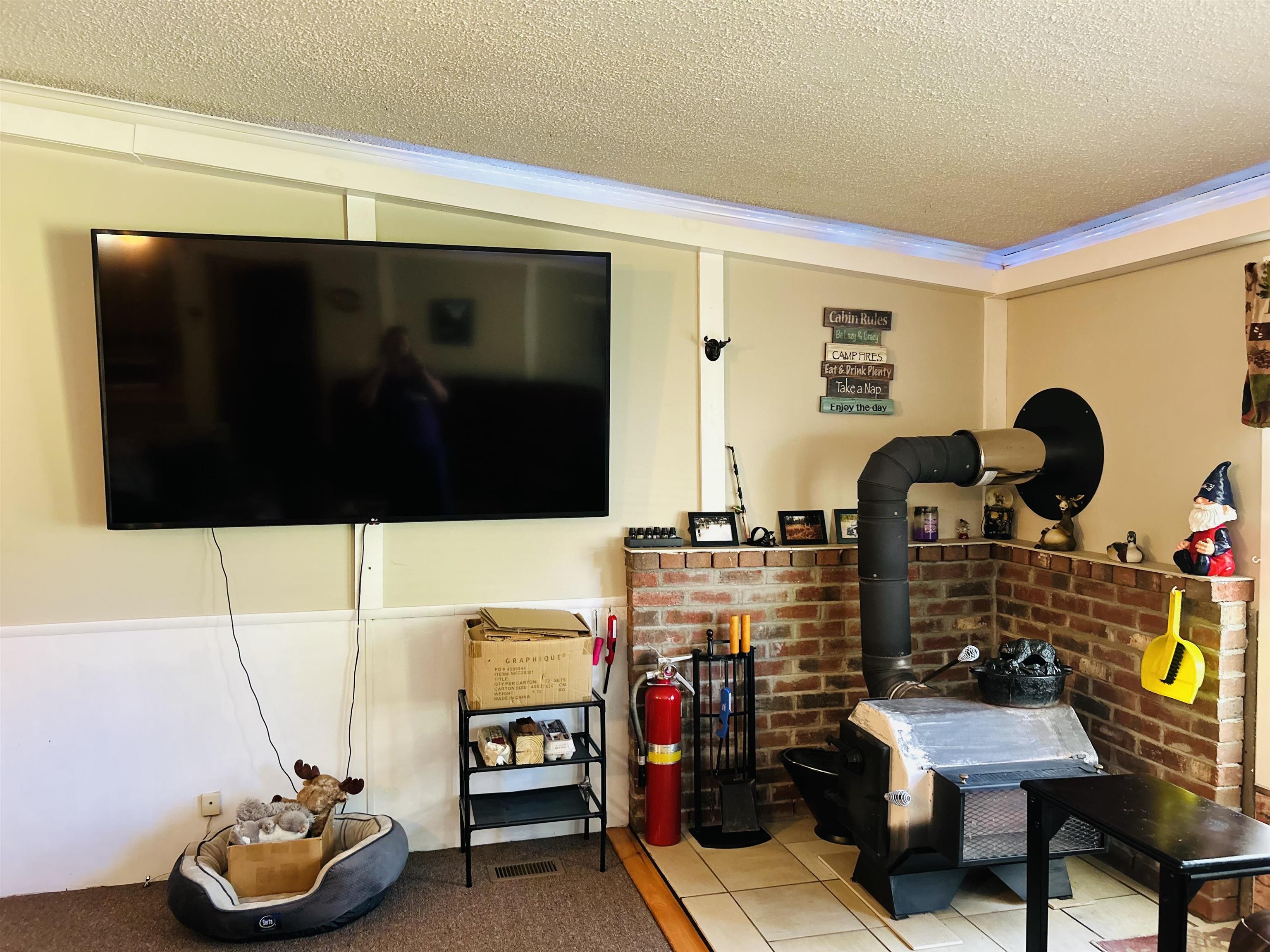 26 Dalton Road Pittsburg, NH 03592 - Photo 35 of 49