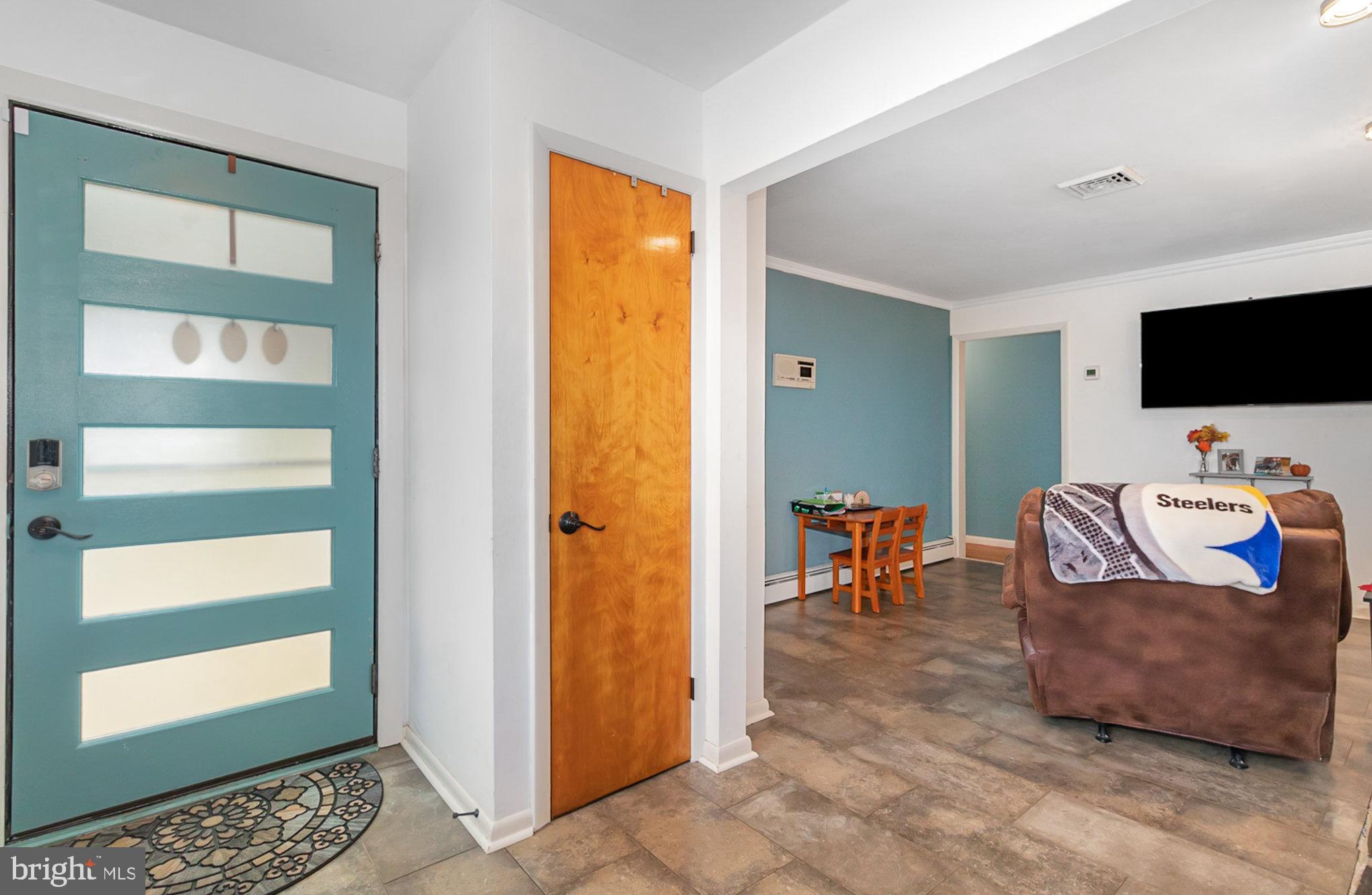 4625 Mountain View Road Harrisburg, PA 17110 - Photo 5 of 42 Gallery Image 5