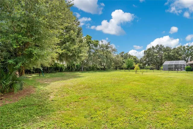 $850,000 | 5150 Banana Point Drive, Yalaha, FL 34797