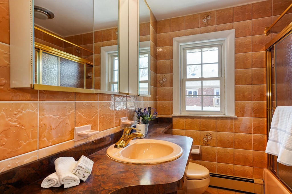 24 Arnold Road Stoneham, MA 02180 - Photo 20 of 35 Gallery Image 20