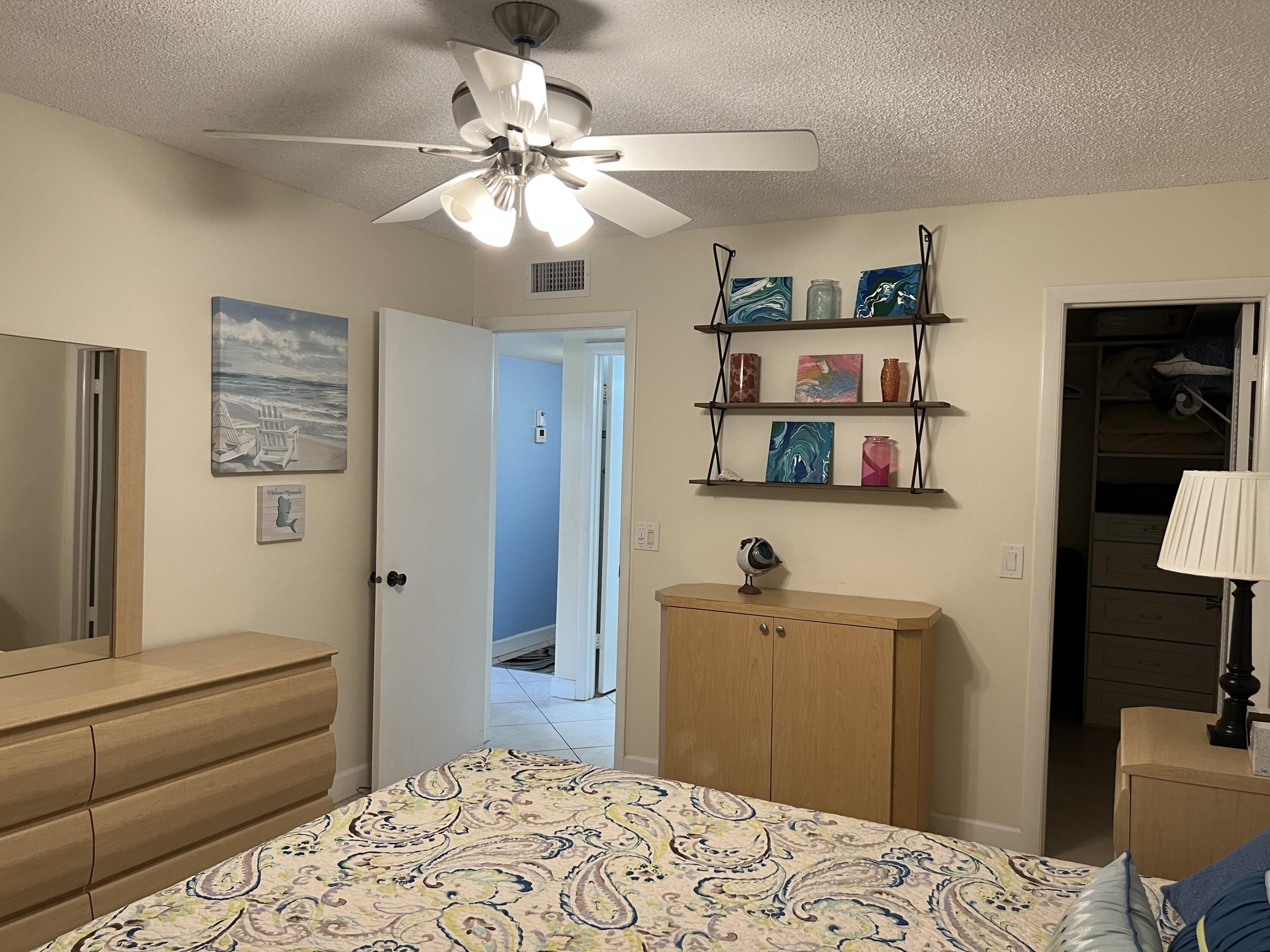 183 Normandy Lane Delray Beach, FL 33484 - Photo 15 of 80 69A67E87-6779-40EB-A3D7-0D67E2B5A4C0