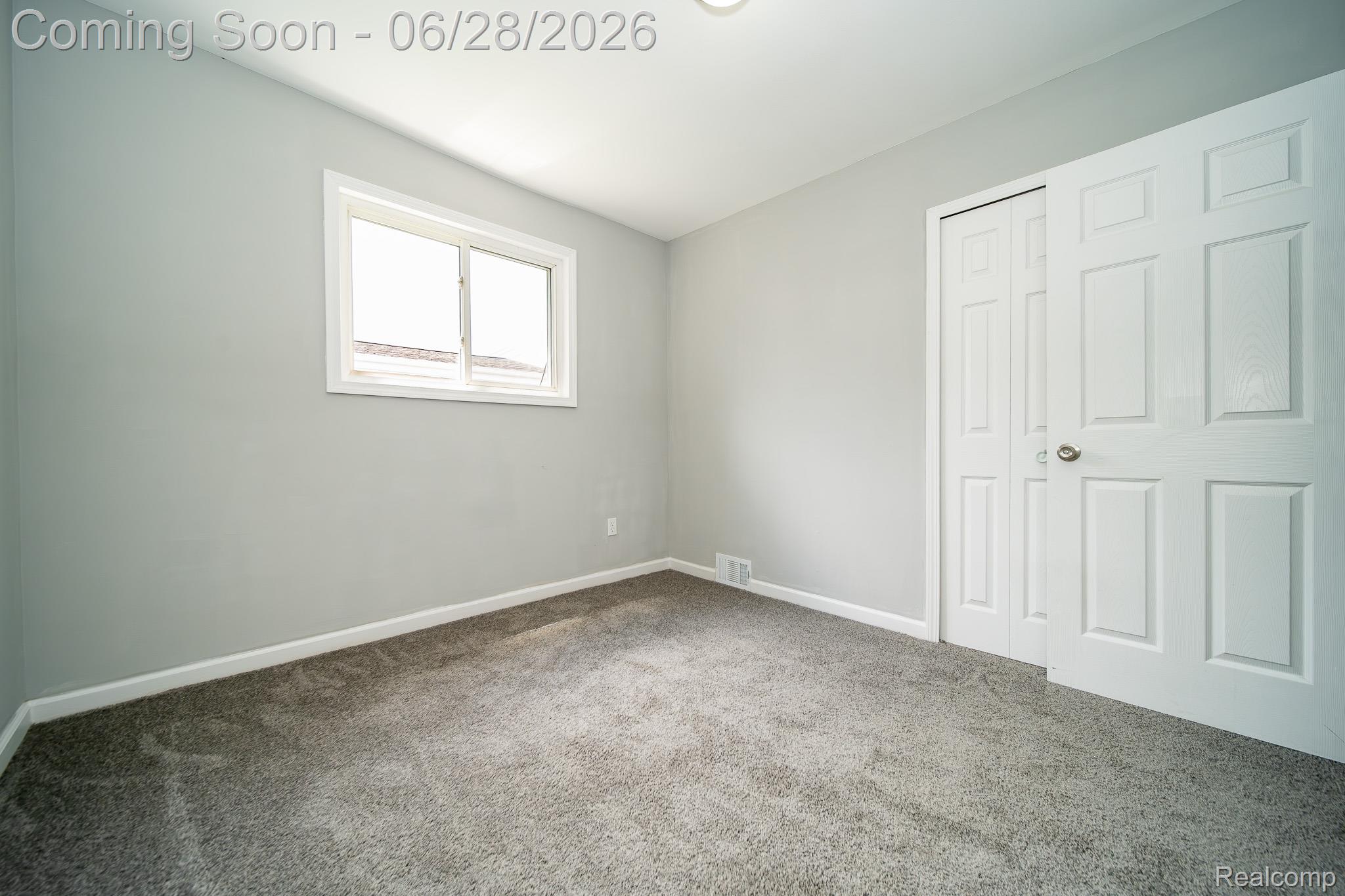 15646 Selwyn Road Southgate, MI 48195 - Photo 32 of 69 DDS04837.jpg