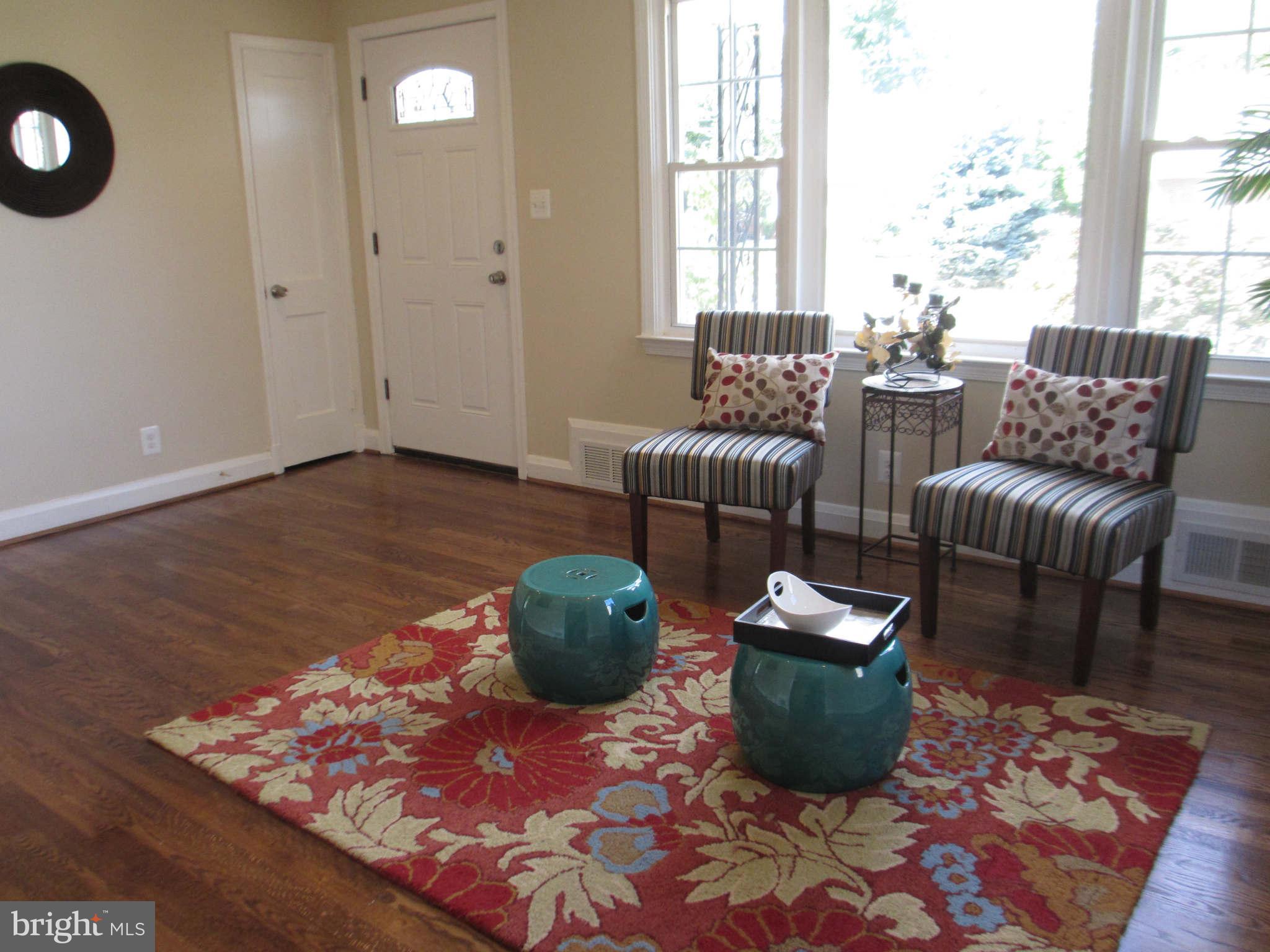 3527 Milford Mill Road Baltimore, MD 21244 - Photo 4 of 14 Interior (General)