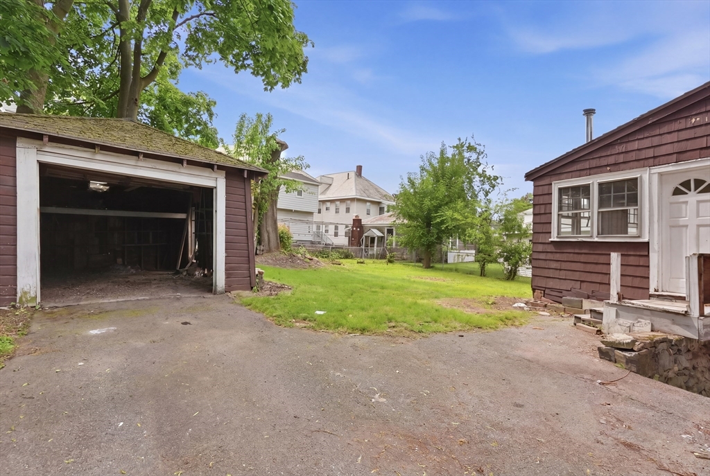 79 Goodenough Street Boston, MA 02135 - Photo 29 of 33