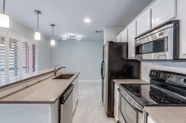 $2,650 | 3935 Buena Vista Street, Unit F, Dallas, TX 75204