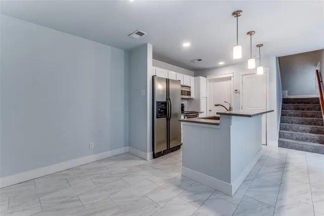 $2,650 | 3935 Buena Vista Street, Unit F, Dallas, TX 75204