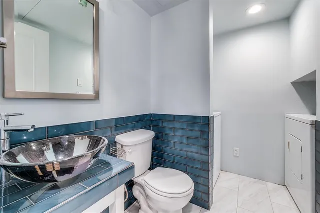 $2,650 | 3935 Buena Vista Street, Unit F, Dallas, TX 75204