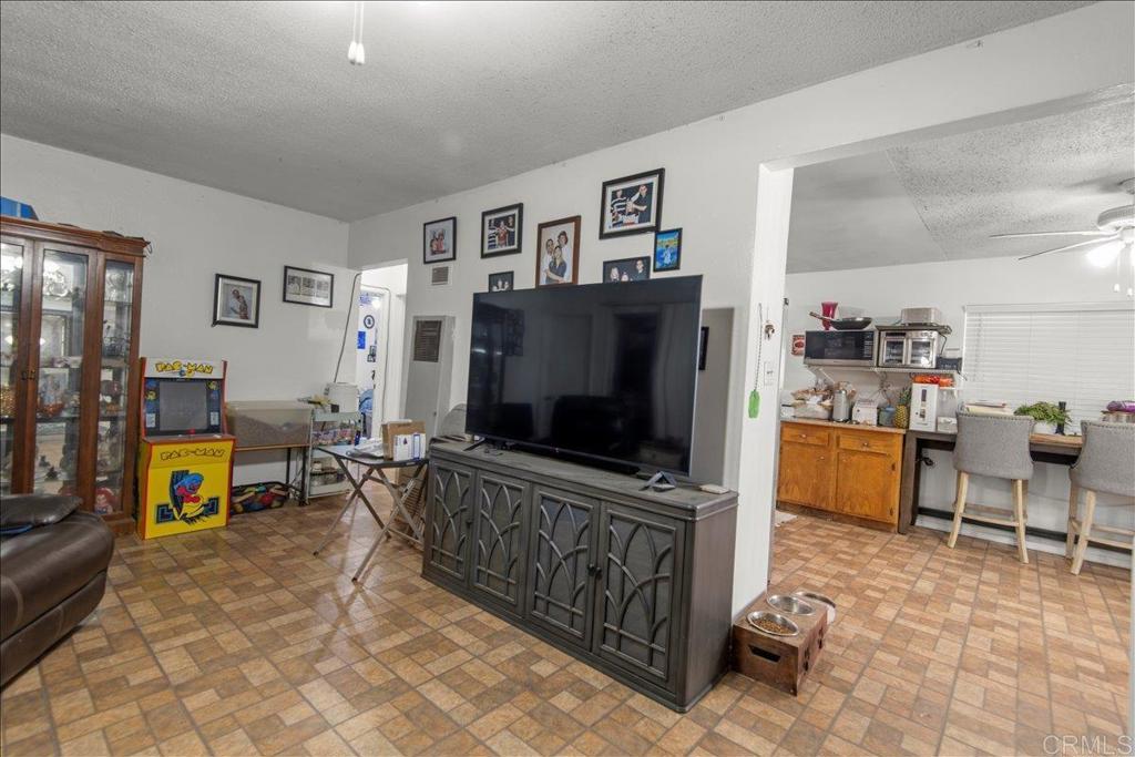 12828 Mapleview Street Lakeside, CA 92040 - Photo 12 of 33