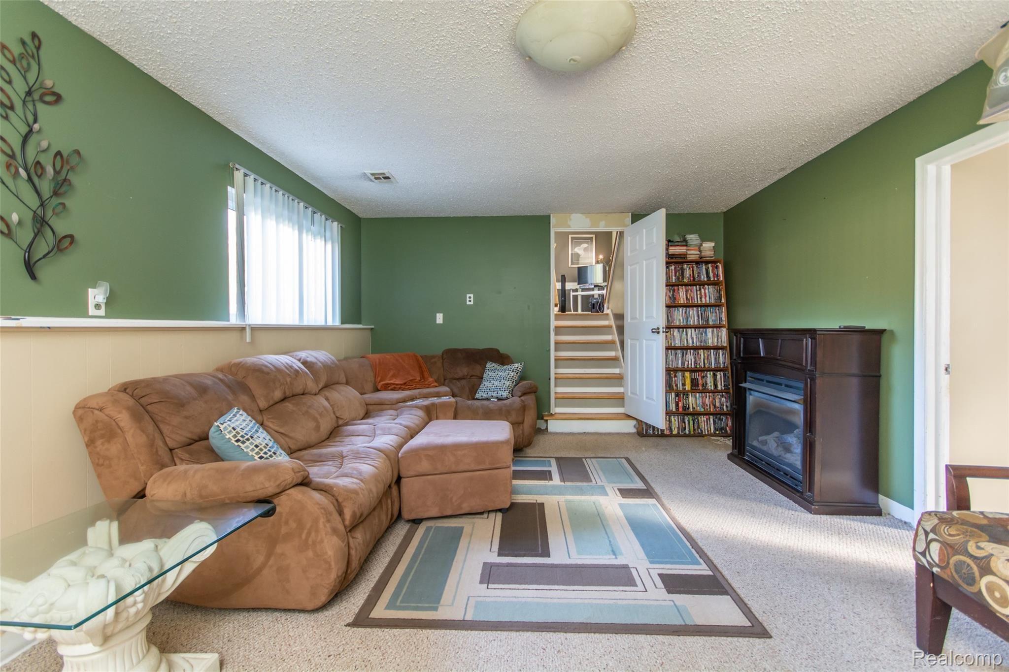 5445 Corunna Road Flint, MI 48532 - Photo 15 of 28 DSC_6119.jpg