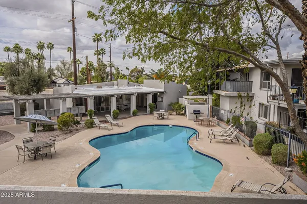 $305,000 | 4114 East Calle Redonda, Unit 54, Phoenix, AZ 85018