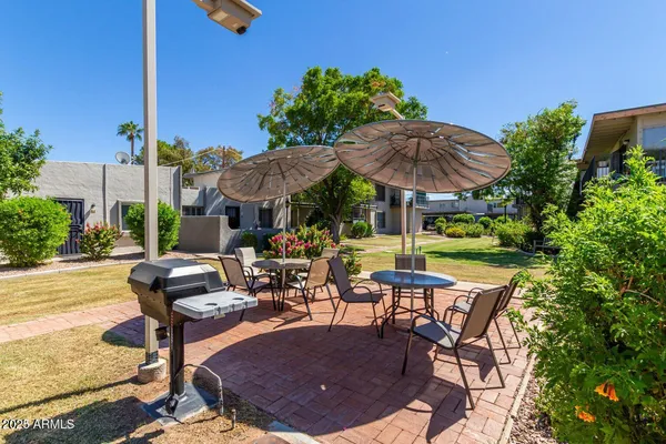 $305,000 | 4114 East Calle Redonda, Unit 54, Phoenix, AZ 85018