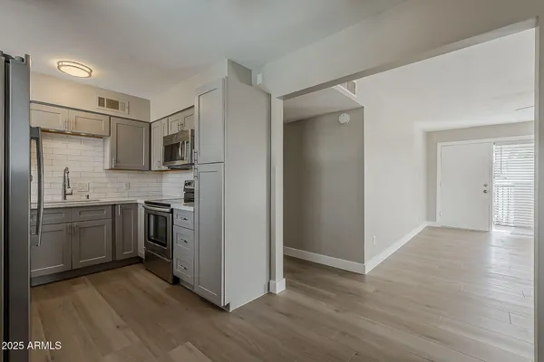 $305,000 | 4114 East Calle Redonda, Unit 54, Phoenix, AZ 85018