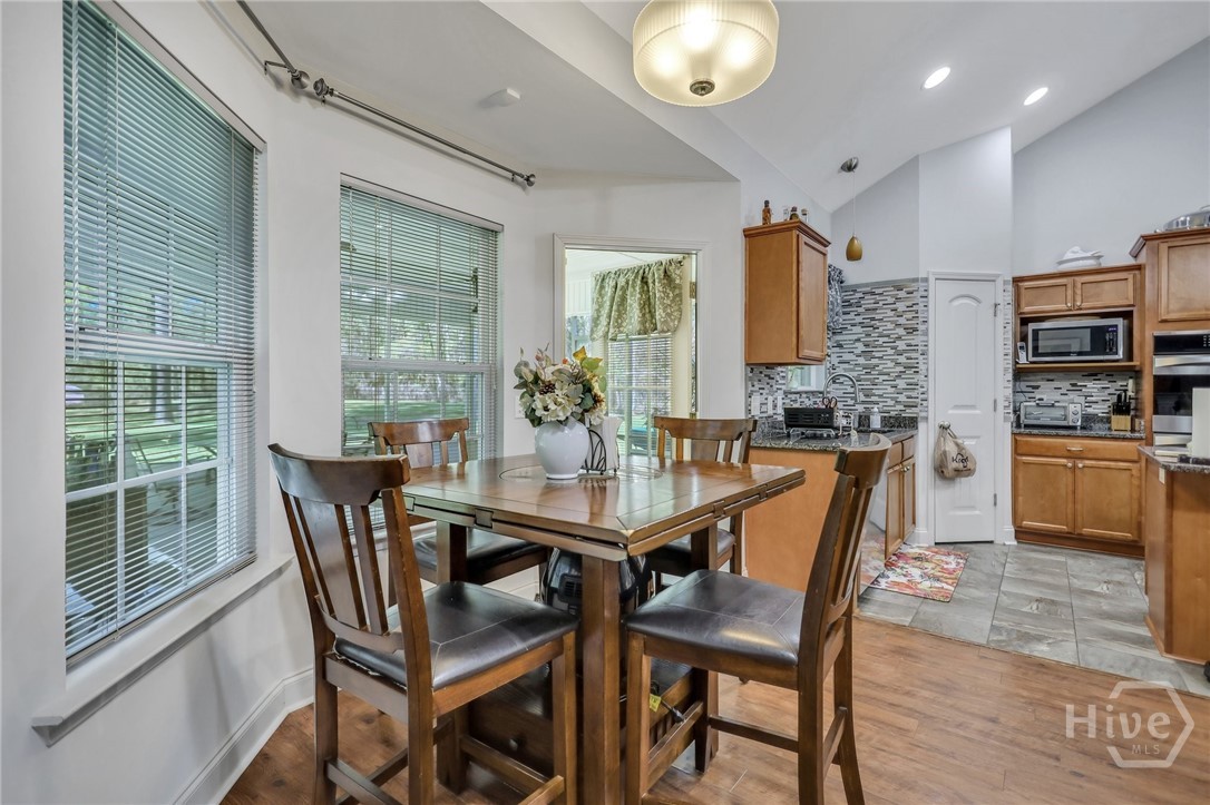 365 Barrington Ferry Road Midway, GA 31320 - Photo 14 of 54