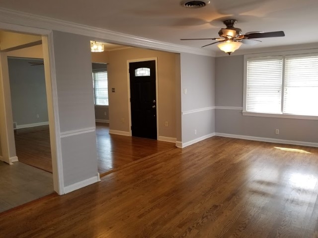 1210 Dearing Road Memphis, TN 38117 - Photo 7 of 25 Another view from the den looking back towards the foyer.