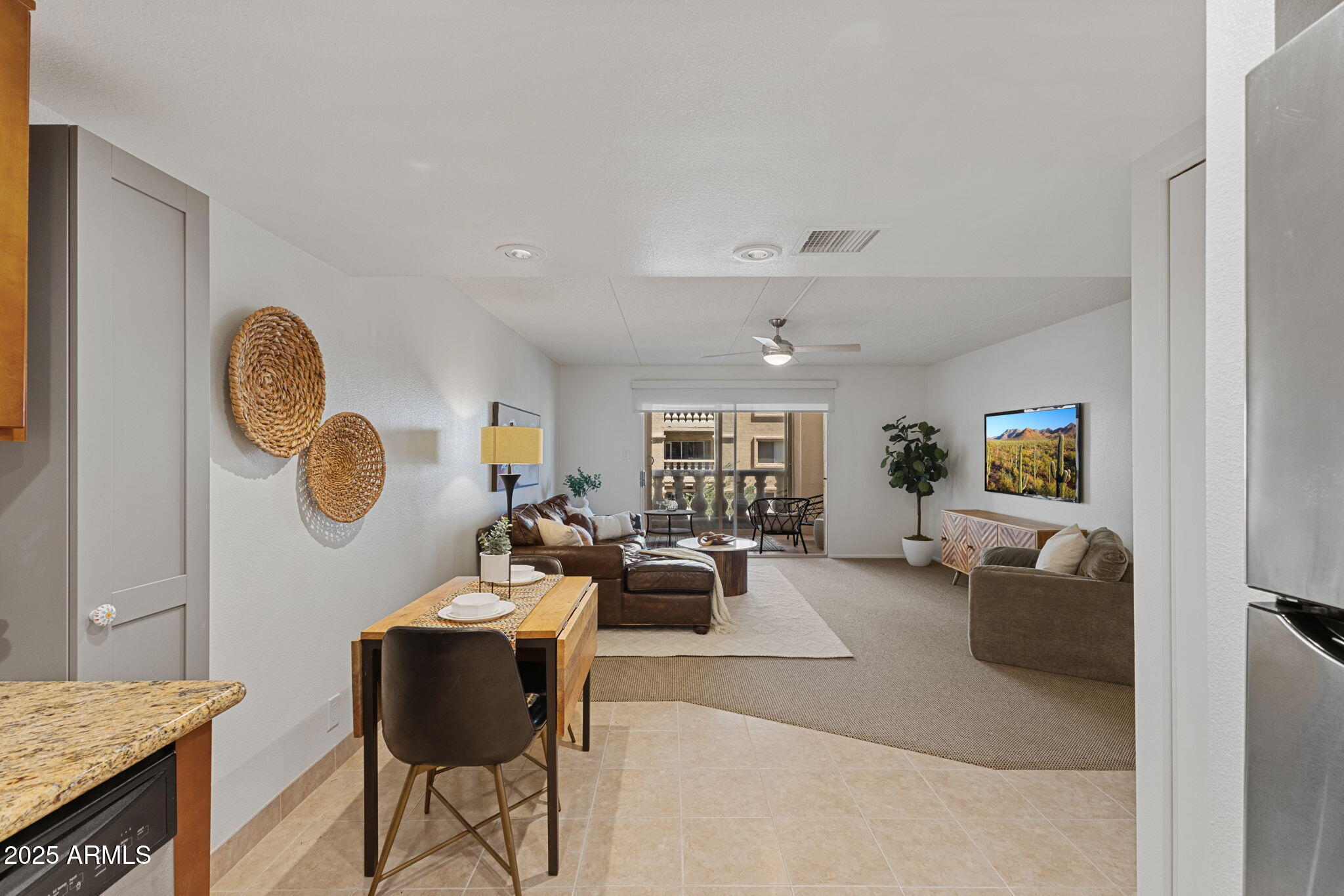 7930 East Camelback Road, Unit 409 Scottsdale, AZ 85251 - Photo 5 of 36 Cozy Great Room