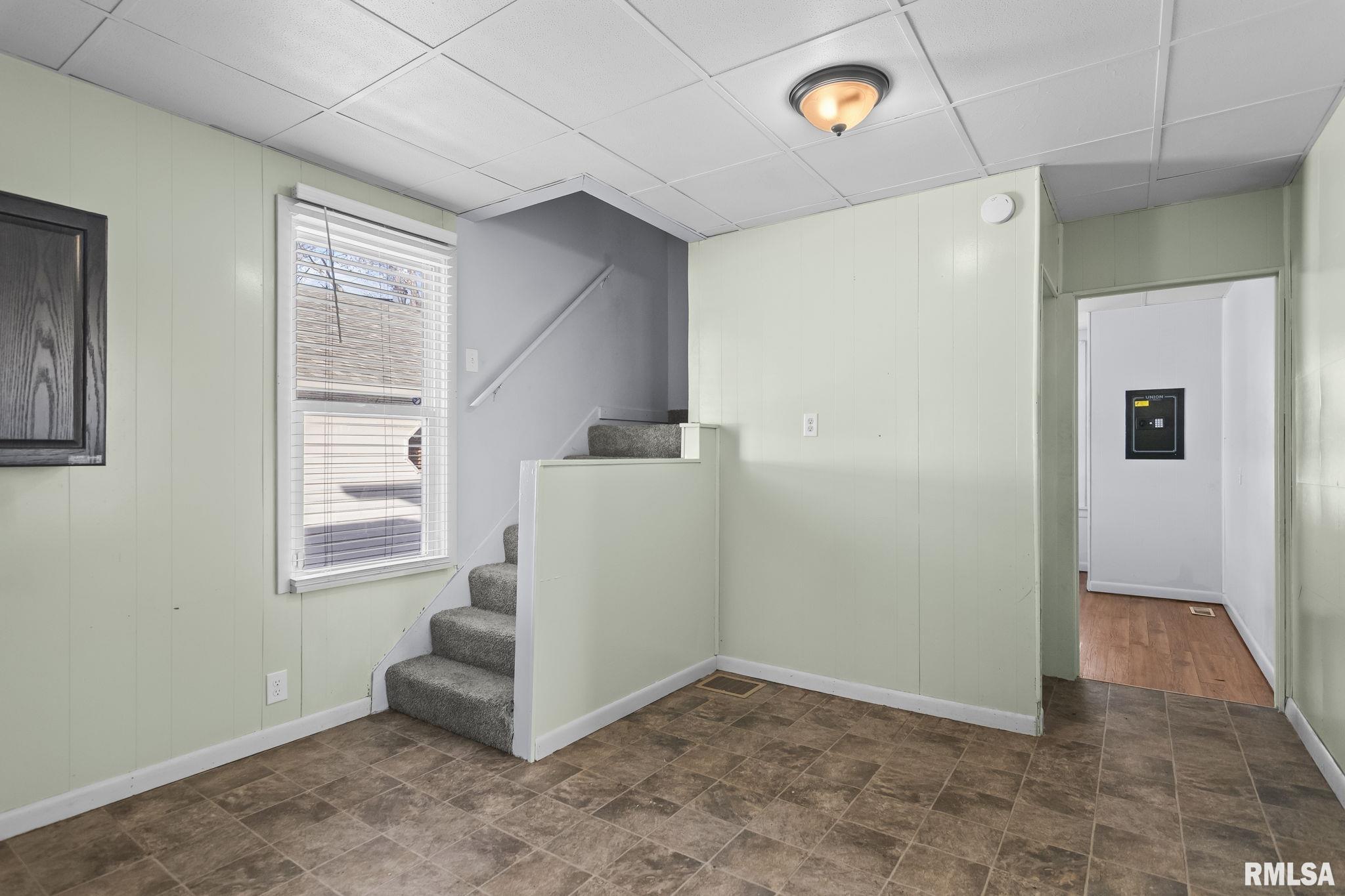 2827 South 16th Street Springfield, IL 62703 - Photo 12 of 34