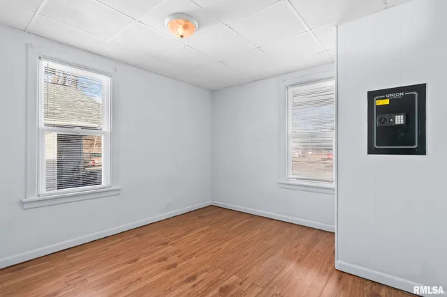 $94,900 | 2827 South 16th Street, Springfield, IL 62703