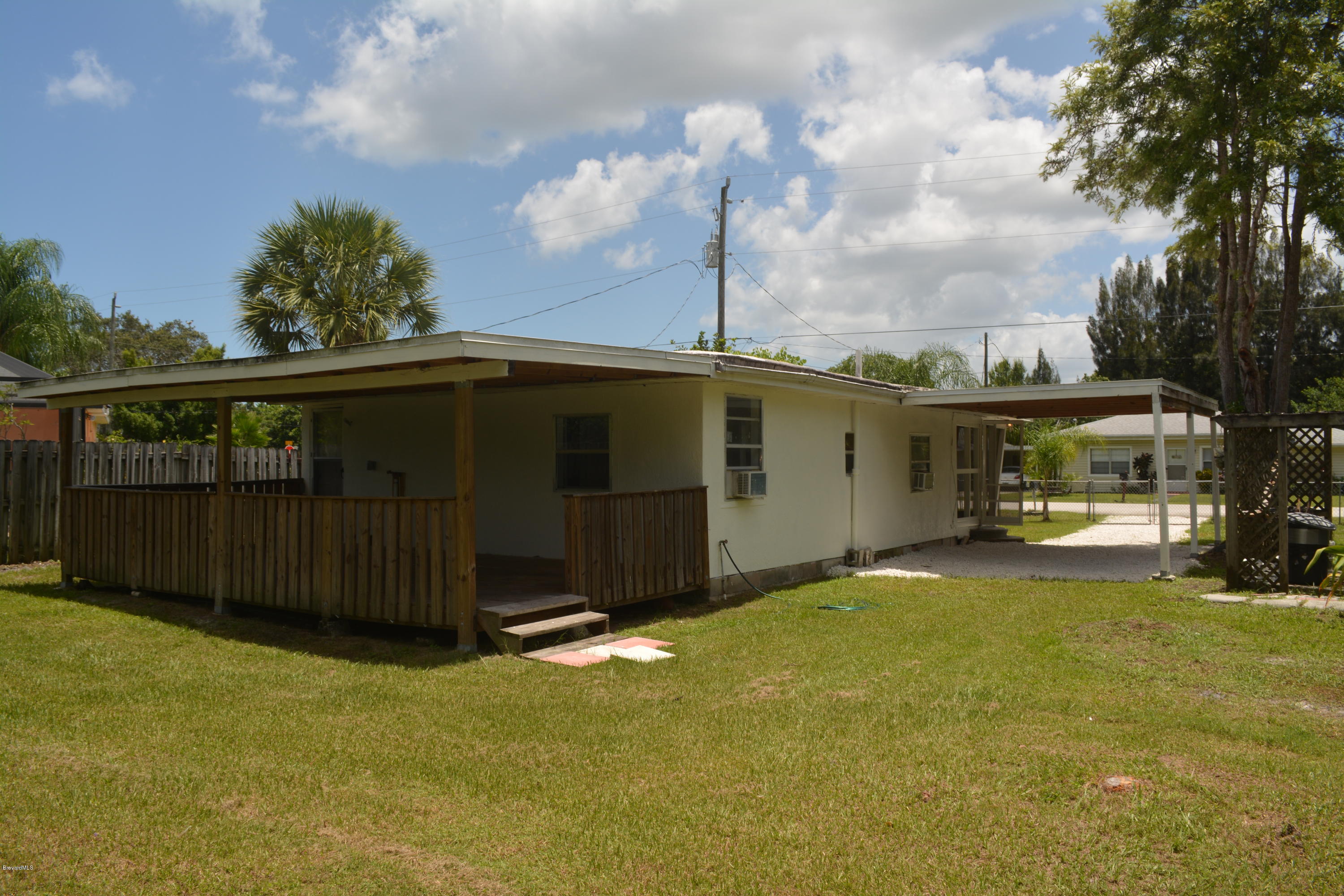 2575 1st Avenue Northeast Palm Bay, FL 32905 - Photo 4 of 19 2016-07-06 02.10.14