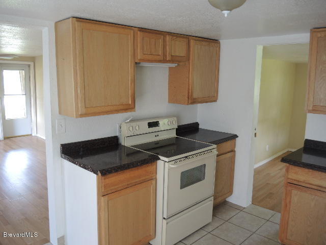 2575 1st Avenue Northeast Palm Bay, FL 32905 - Photo 9 of 19 DSCN2782