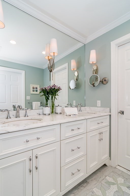 30 Pleasant Street, Unit 30 Wellesley, MA 02482 - Photo 14 of 24