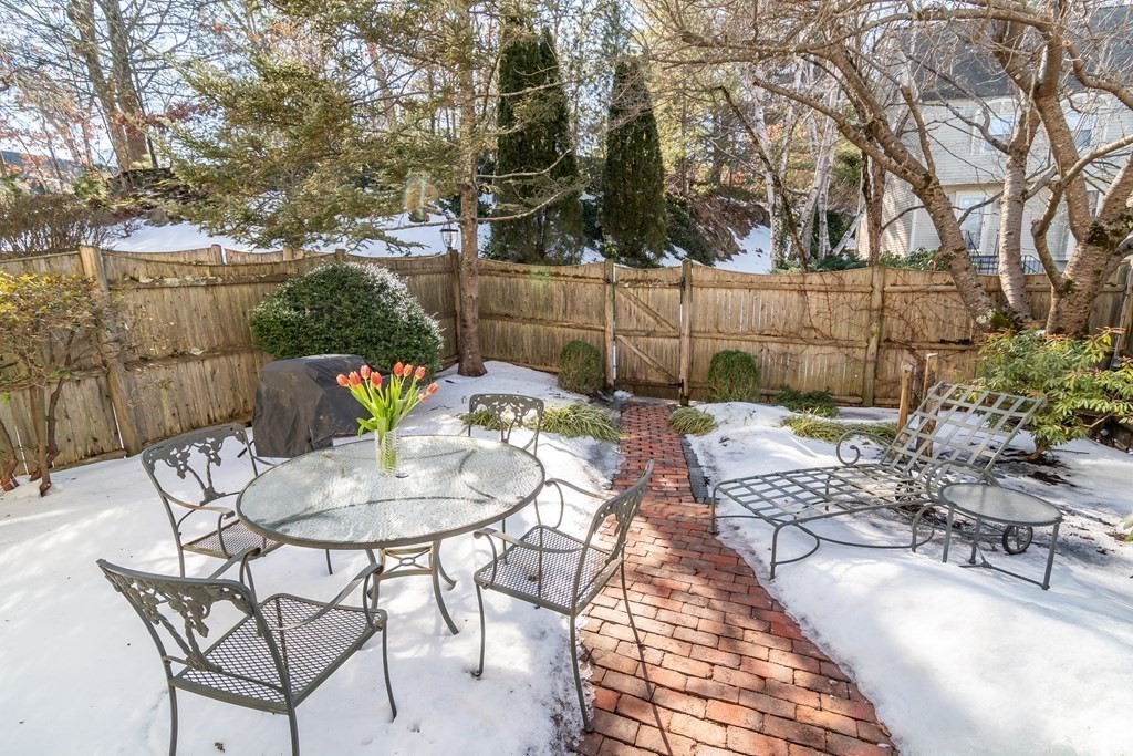 30 Pleasant Street, Unit 30 Wellesley, MA 02482 - Photo 21 of 24