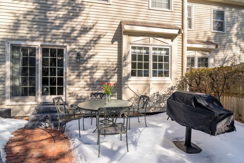 30 Pleasant Street, Unit 30 Wellesley, MA 02482 - Photo 22 of 24