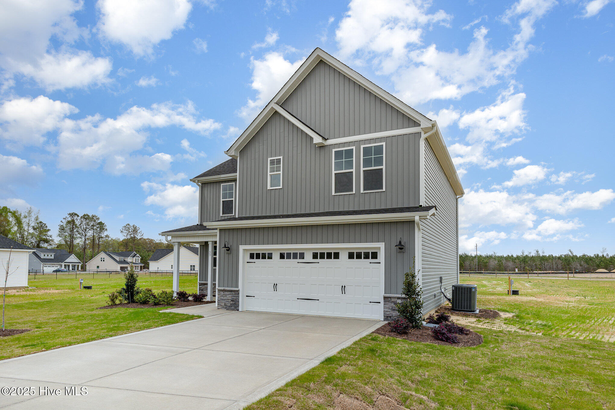 53 Barony Lane Smithfield, NC 27577 - Photo 3 of 25 003_file_739