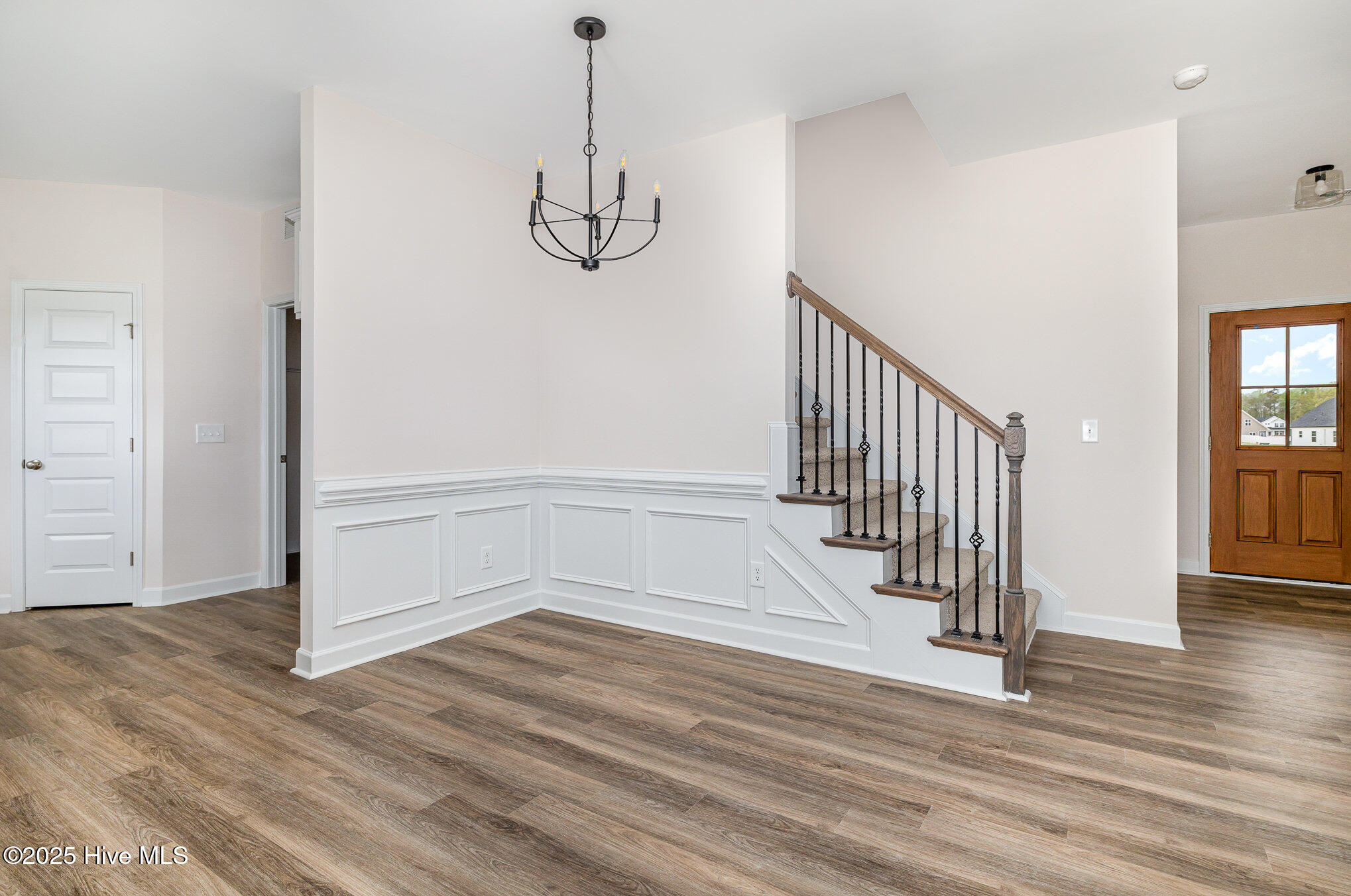 53 Barony Lane Smithfield, NC 27577 - Photo 6 of 25 006_file_930