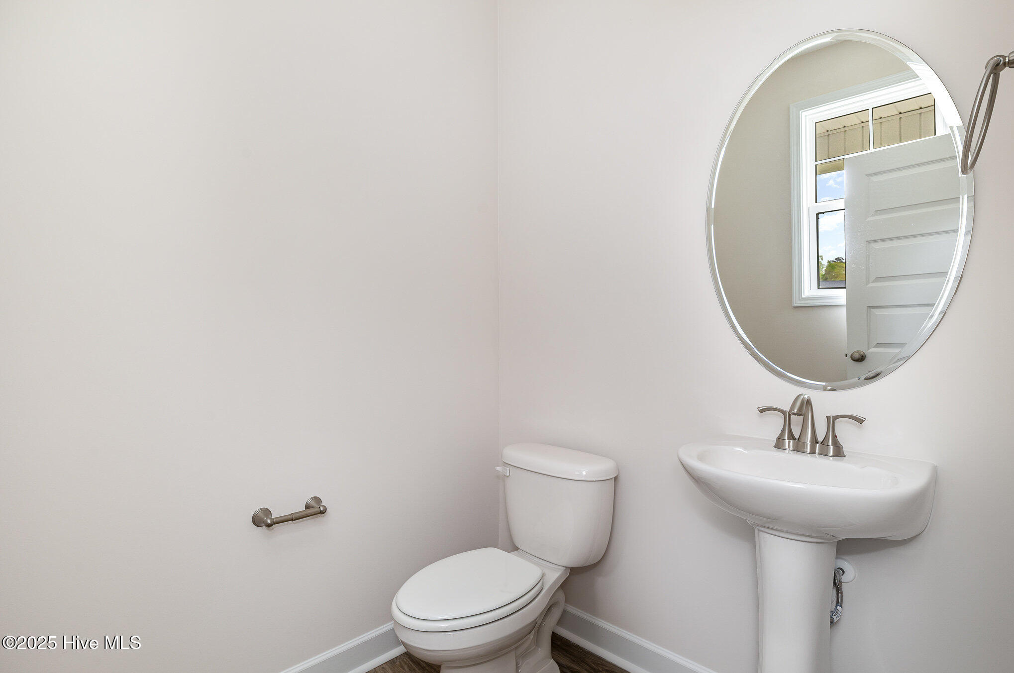 53 Barony Lane Smithfield, NC 27577 - Photo 7 of 25 007_file_829