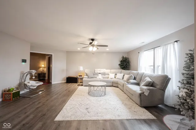 $450,000 | 5841 West Port Drive, McCordsville, IN 46055