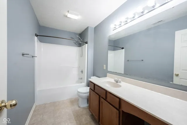 $450,000 | 5841 West Port Drive, McCordsville, IN 46055