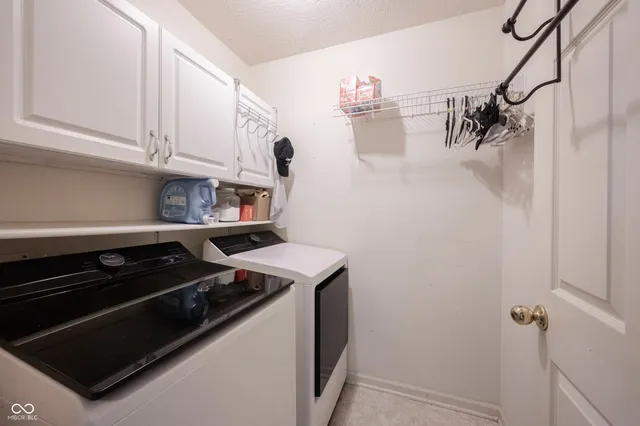 $450,000 | 5841 West Port Drive, McCordsville, IN 46055