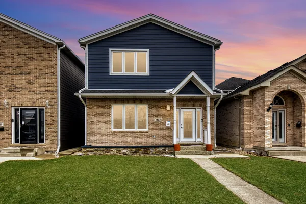 $499,900 | 1823 35th Avenue, Stone Park, IL 60165