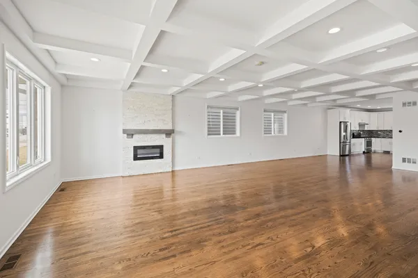 $499,900 | 1823 35th Avenue, Stone Park, IL 60165