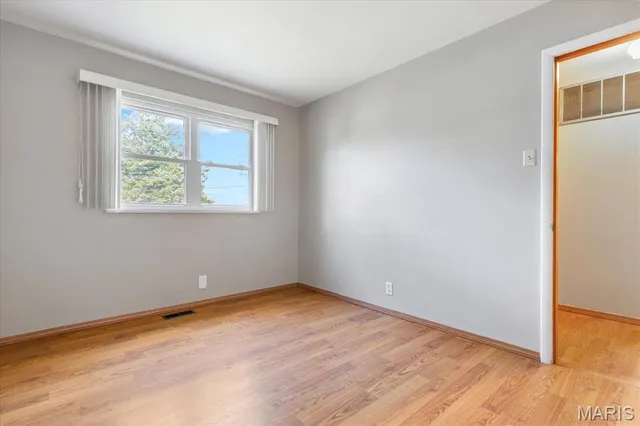 $230,000 | 11061 Galaxy Drive, Maryland Heights, MO 63043