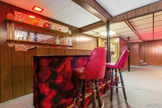 $230,000 | 11061 Galaxy Drive, Maryland Heights, MO 63043