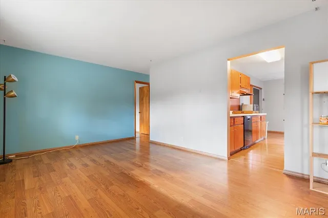 $230,000 | 11061 Galaxy Drive, Maryland Heights, MO 63043