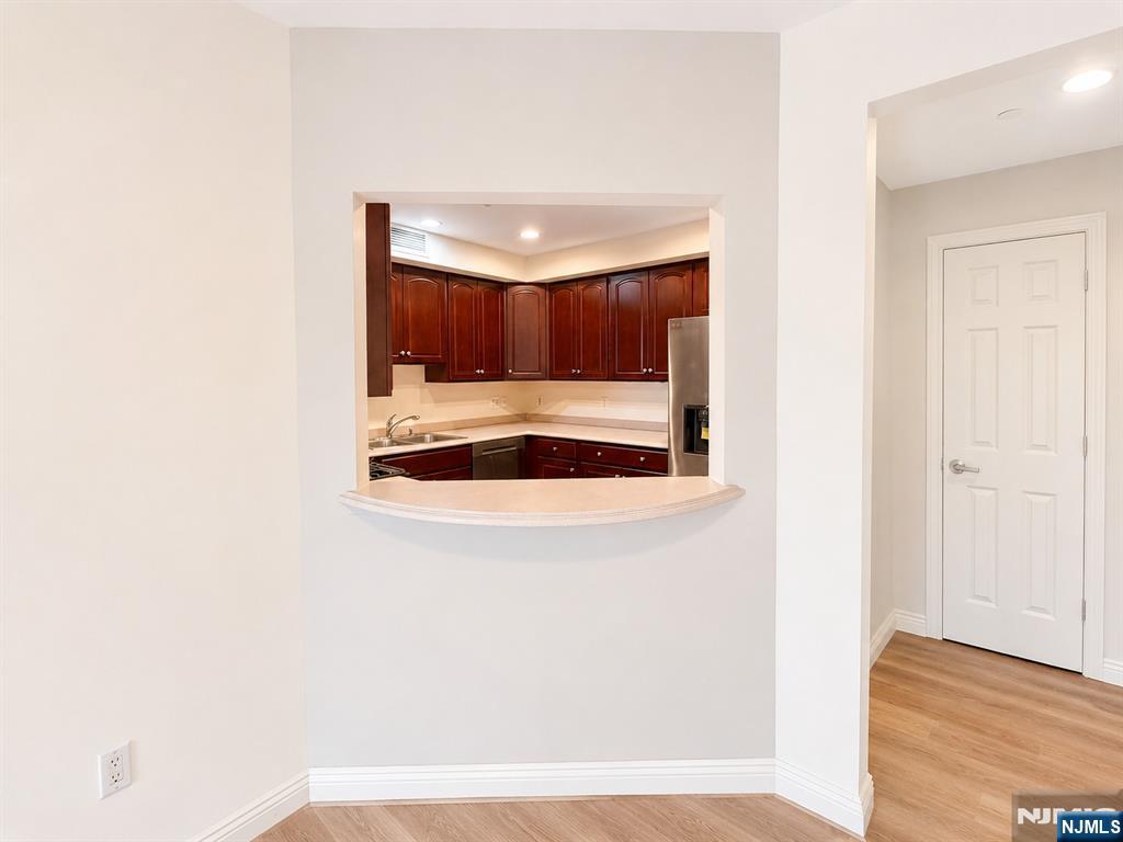 1-orient W Orient Way, Unit 305 Rutherford, NJ 07070 - Photo 25 of 48