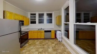 $1,795 | 100 Ryckman Avenue, Unit 1, Albany, NY 12208