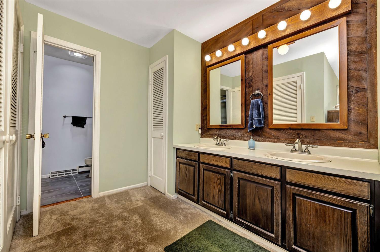 2015 Hamilton New London Road Hamilton, OH 45013 - Photo 22 of 39 Gallery Image 22