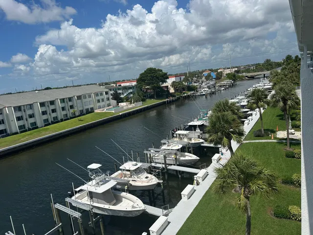 $1,950 | 104 Paradise Harbour Boulevard, Unit 502, North Palm Beach, FL 33408