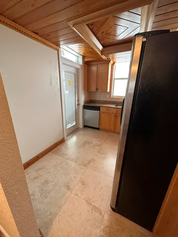 $1,950 | 104 Paradise Harbour Boulevard, Unit 502, North Palm Beach, FL 33408